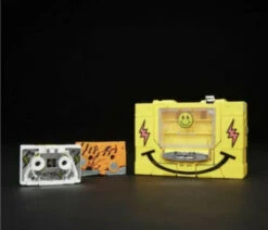 Hasbro Transformers Generations J Balvin Balvintron Energia Buzzsaw And Vibras Stripes 3-PackAction Figure -Hasbro Outlet Store 00195166122632b