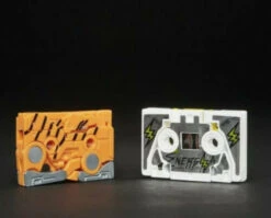 Hasbro Transformers Generations J Balvin Balvintron Energia Buzzsaw And Vibras Stripes 3-PackAction Figure -Hasbro Outlet Store 00195166122632d