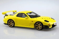 Aoshima 1/24 Initial D #15 Takahashi Keisuke FD3S RX-7 (Project D Ver.) With Figure Model Kit