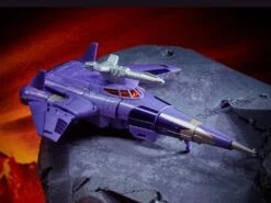 Hasbro Transformers Generations War For Cybertron: Kingdom Voyager Cyclonus Action Figure WFC-K9 -Hasbro Outlet Store 5010993767014c
