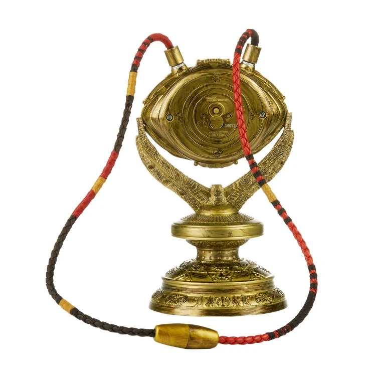 Hasbro Marvel Legends Eye Of Agamotto Prop Replica 3 Hasbro Marvel Legends Eye Of Agamotto Prop Replica - Image 3