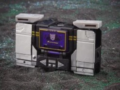 Hasbro Transformers Generations Legacy Evolution Core Class Soundblaster Action Figure -Hasbro Outlet Store 5010994196721f