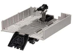 Hasbro Transformers Generations Leader Optimus Prime (Volvo VNR 300) Action Figure 6 Hasbro Transformers Generations Leader Optimus Prime (Volvo VNR 300) Action Figure -Hasbro Outlet Store 5010996137968c