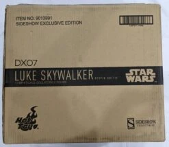 Hot Toys 1/6 Star Wars Luke Skywalker(Bespin Outfit) Sixth Scale Figure DX07 11 Hot Toys 1/6 Star Wars Luke Skywalker(Bespin Outfit) Sixth Scale Figure DX07 -Hasbro Outlet Store DX07a