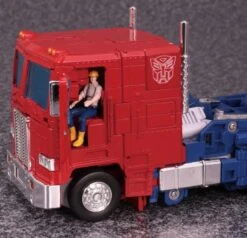 Transformers Masterpiece MP-44 Convoy/ Optimus Prime 3.0 -Hasbro Outlet Store MP 44i